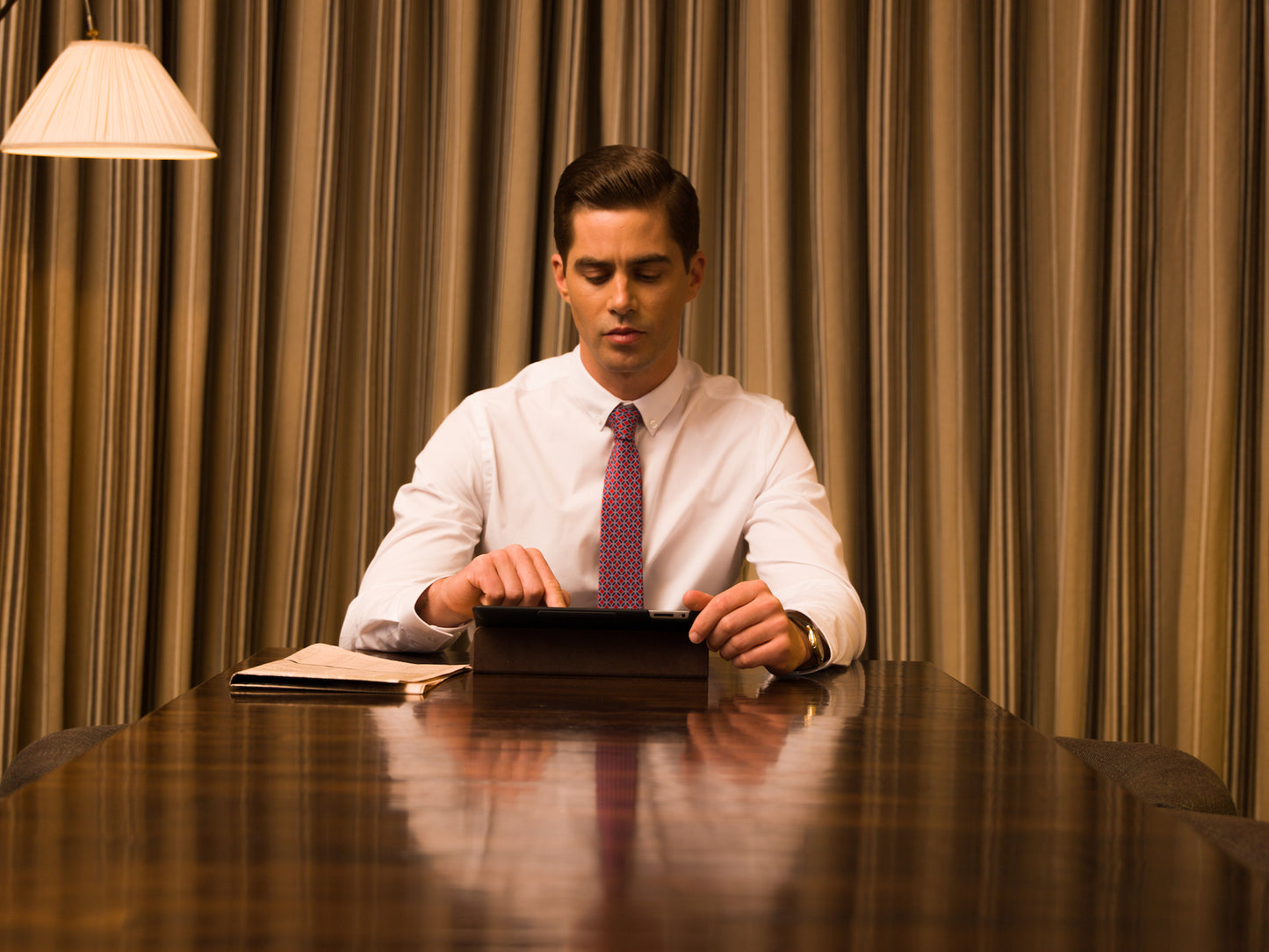 Gentleman’s Grooming Guide To Looking Professional In Online Meetings